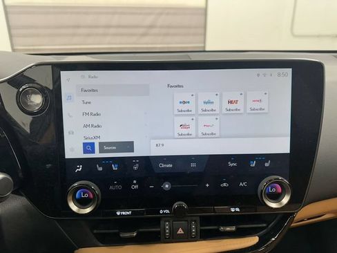 Used 2024 Lexus NX 250 FWD image 13