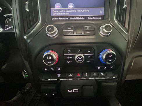 Used 2022 GMC Sierra 2500 AT4 AWD/4WD image 29