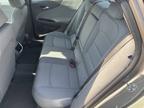 Used 2025 Chevrolet Malibu LT FWD image 10