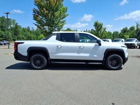 New 2026 Chevrolet Silverado EV W/T AWD/4WD image 23