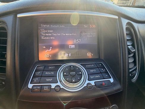 Used 2012 INFINITI EX35 Journey w/ Premium Pkg image 16