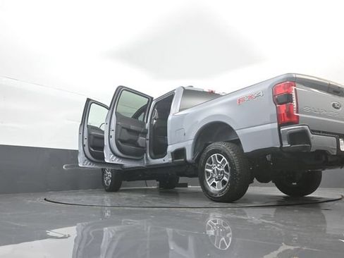 Used 2026 Ford F250 Lariat w/ FX4 Off-Road Package AWD/4WD image 35
