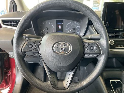 Used 2024 Toyota Corolla LE w/ LE Convenience Package FWD image 17