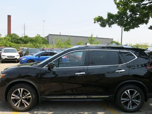 Used 2018 Nissan Rogue SL FWD image 6