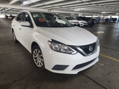 Used 2018 Nissan Sentra SV FWD image 1