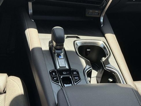 New 2026 Lexus RX 450h AWD image 15