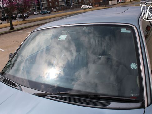 Used 1990 Jaguar XJ Vanden Plas RWD image 32