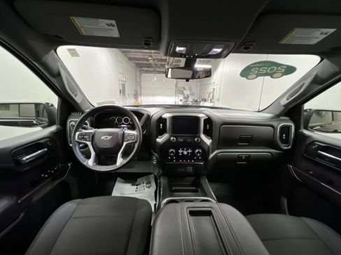 Certified 2022 Chevrolet Silverado 1500 LT Trail Boss w/ Safety Package AWD/4WD image 20