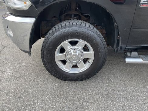 Used 2013 RAM 2500 Big Horn image 9