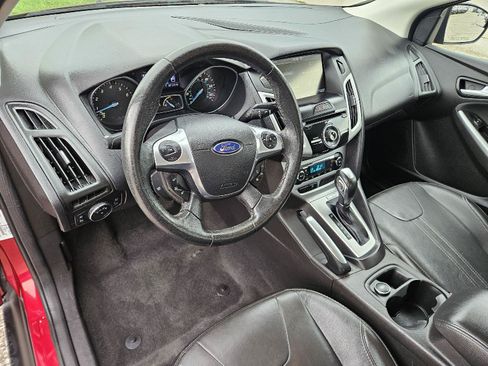 Used 2013 Ford Focus SE FWD image 12
