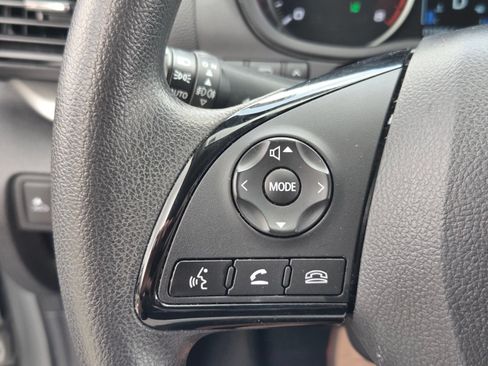 Used 2024 Mitsubishi Eclipse Cross LE AWD/4WD image 24