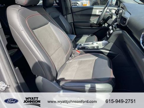 Certified 2023 Ford Explorer ST-Line w/ Class IV Trailer Tow Package AWD/4WD image 23