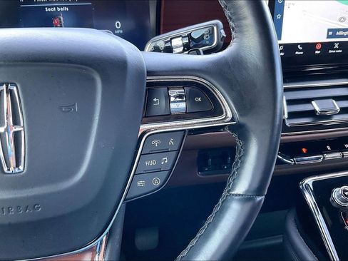 Used 2023 Lincoln Navigator Reserve image 18