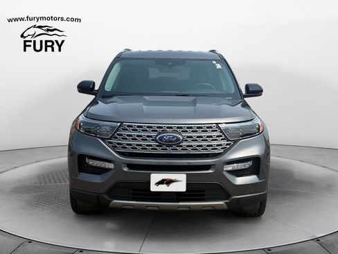 Used 2022 Ford Explorer Limited w/ Equipment Group 301A AWD/4WD image 8