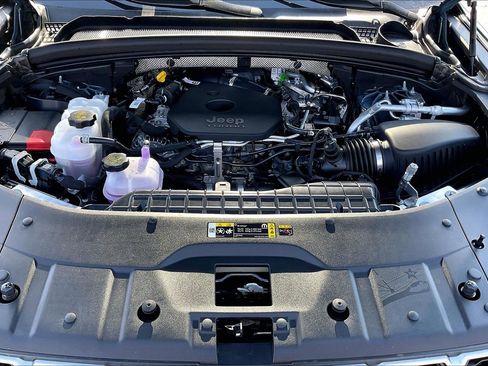 New 2026 Jeep Grand Cherokee Limited image 11