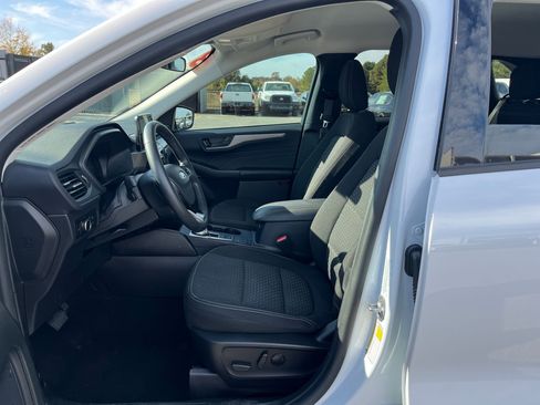 Used 2023 Ford Escape Active image 37