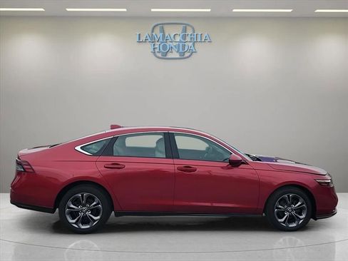 Used 2024 Honda Accord EX image 6
