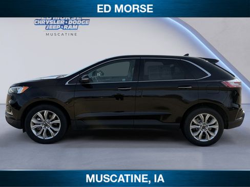 Used 2024 Ford Edge Titanium AWD/4WD image 2
