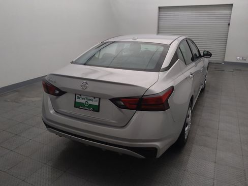 Used 2019 Nissan Altima 2.5 S FWD image 7