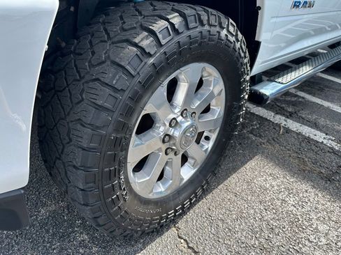 Used 2024 RAM 2500 Laramie w/ Sport Appearance Package AWD/4WD image 9
