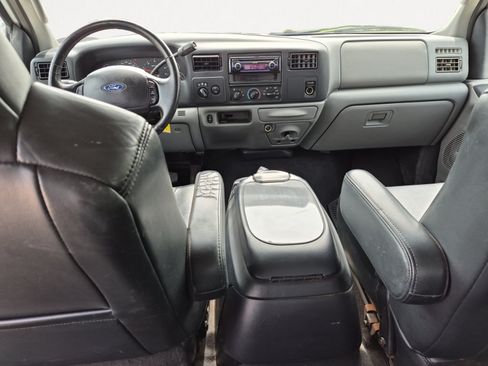 Used 2004 Ford F250 XL AWD/4WD image 3