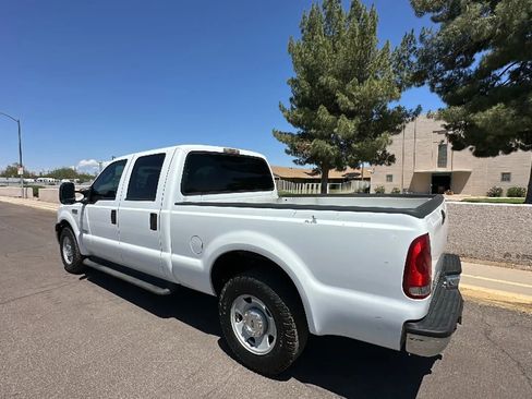 Used 2007 Ford F250 Lariat RWD image 2