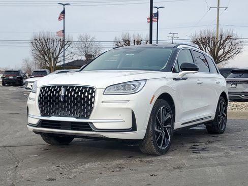 New 2026 Lincoln Corsair Grand Touring image 2