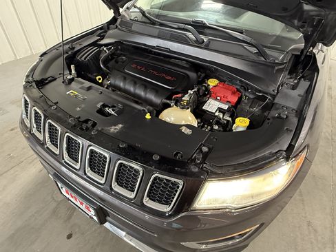 Used 2019 Jeep Compass Limited AWD/4WD image 16