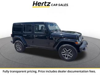Used 2025 Jeep Wrangler Unlimited Sahara AWD/4WD video 1