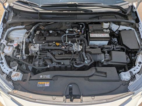 Used 2025 Toyota Corolla LE FWD image 8