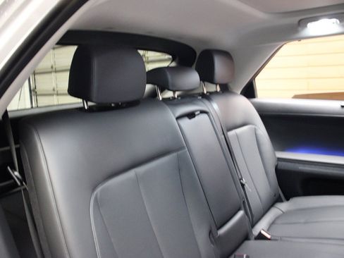 Used 2023 Hyundai Ioniq 5 Limited image 30