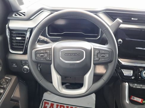 New 2025 GMC Sierra 2500 Denali w/ Denali Reserve Package image 17