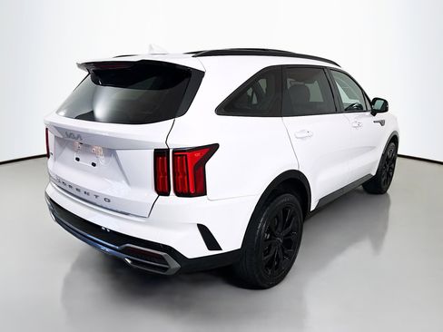 Used 2022 Kia Sorento SX AWD/4WD image 7
