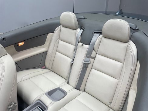 Used 2012 Volvo C70 T5 image 32