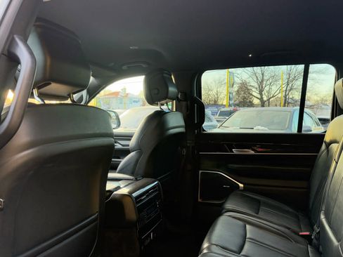 Used 2022 Jeep Wagoneer Series III image 29