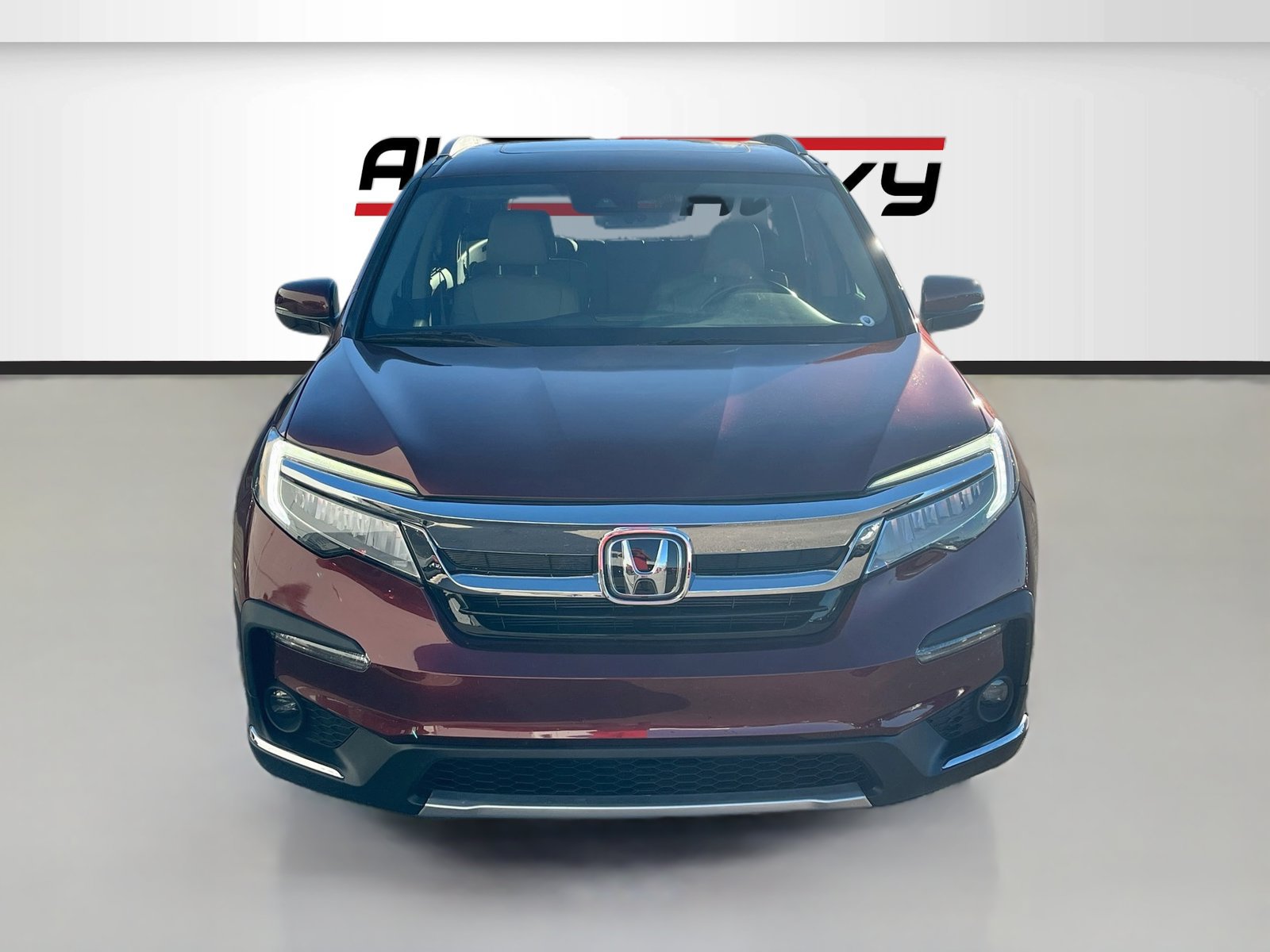 Used 2022 Honda Pilot Touring image 2