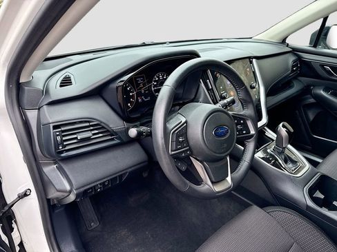 Used 2020 Subaru Outback Premium AWD/4WD image 5