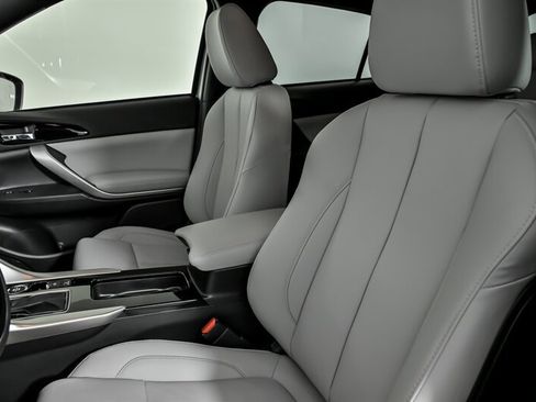 New 2026 Mitsubishi Eclipse Cross SEL image 13