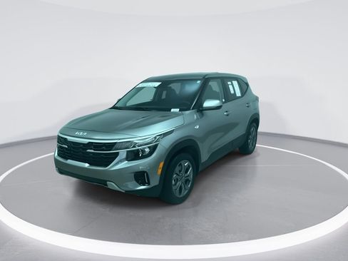Used 2023 Kia Sorento SX FWD image 4