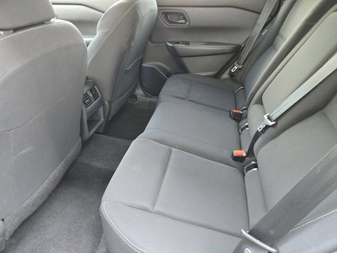 Used 2024 Nissan Rogue S AWD/4WD image 19