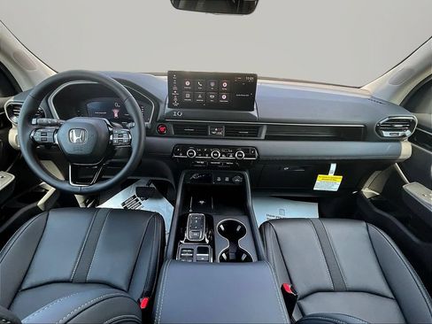 New 2026 Honda Pilot EX-L image 9