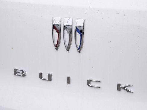 New 2026 Buick Encore GX Preferred w/ Advanced Technology Package AWD/4WD image 17