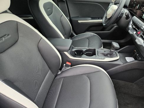 New 2025 Kia K4 GT-Line w/ GT-Line Premium Package image 10