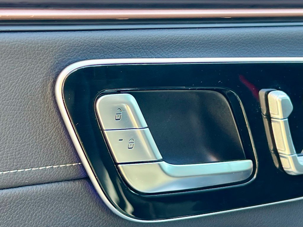 Certified 2023 Mercedes-Benz EQS 450+ 4MATIC SUV image 39