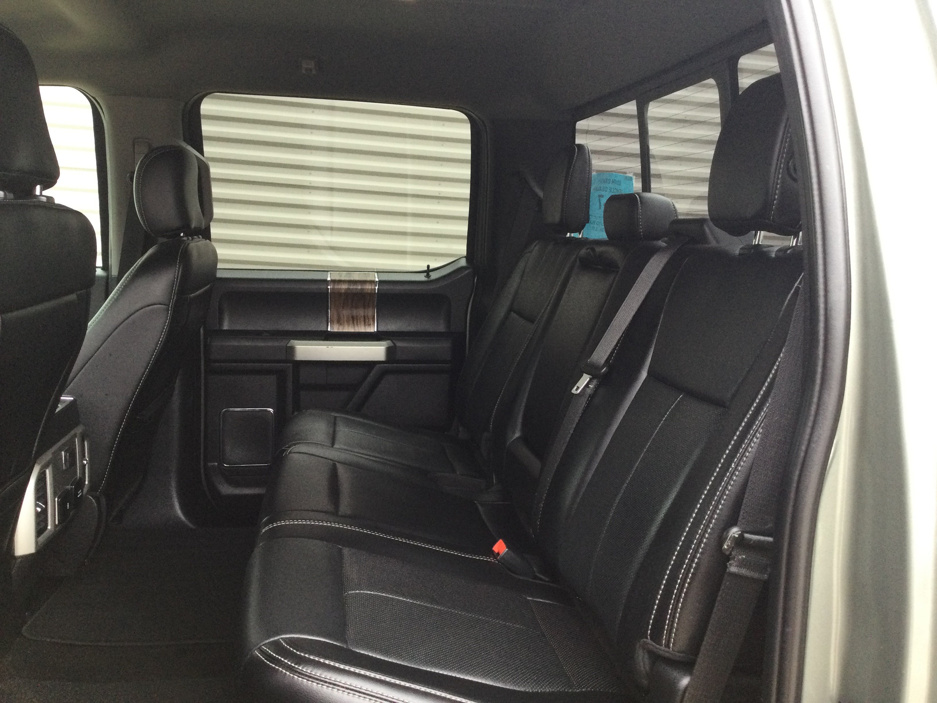 Used 2019 Ford F150 Lariat AWD/4WD image 6