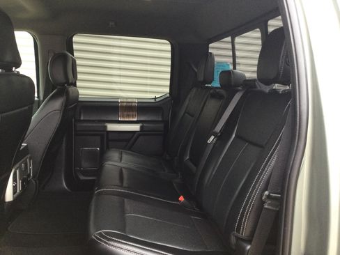 Used 2019 Ford F150 Lariat AWD/4WD image 6