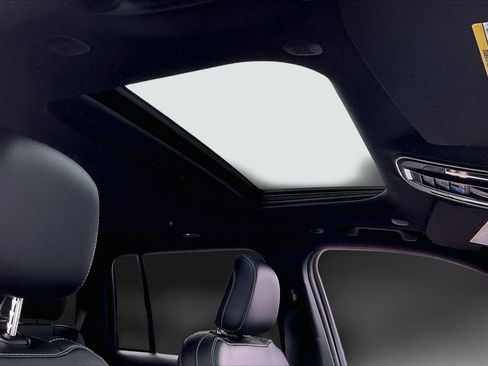 New 2026 Jeep Grand Cherokee Laredo image 15