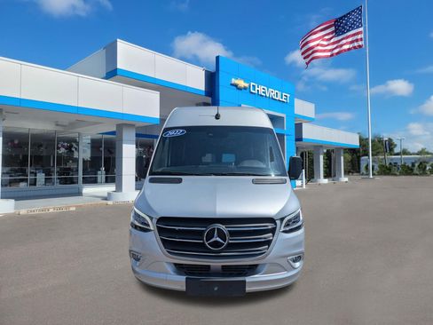 Used 2022 Mercedes-Benz Sprinter 3500 image 8