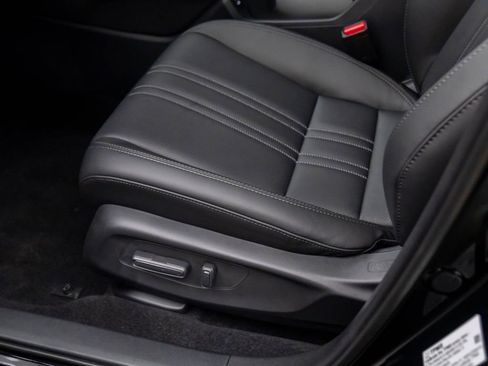 New 2026 Honda HR-V EX-L image 16