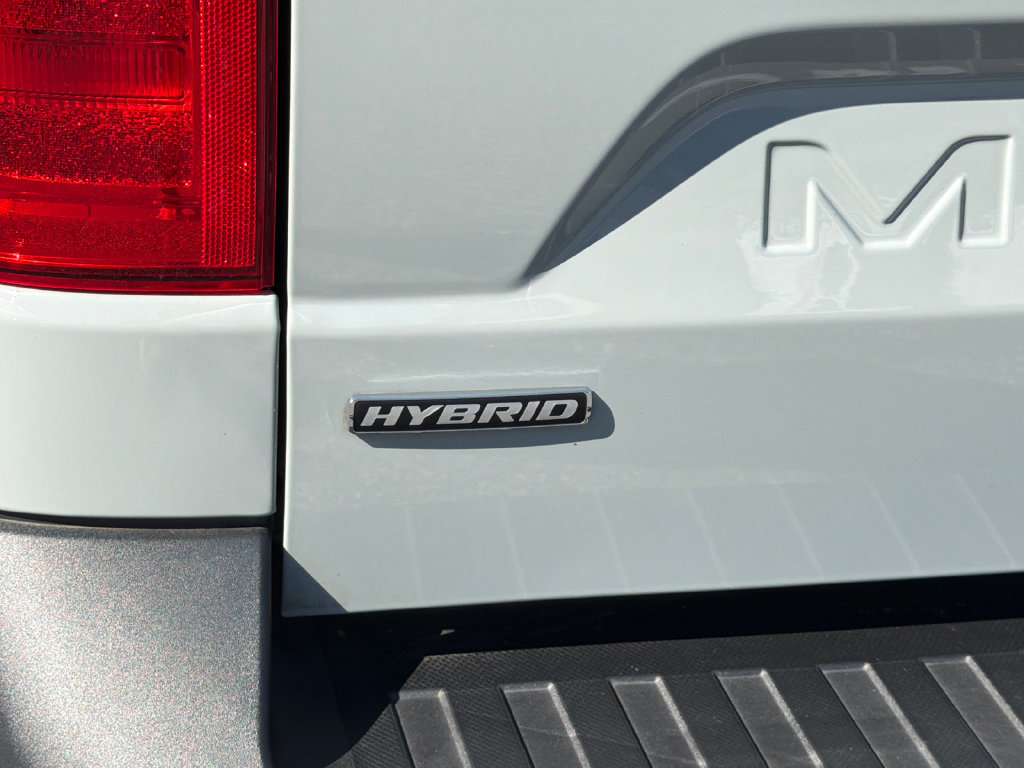 Used 2023 Ford Maverick XLT w/ XLT Luxury Package FWD image 16